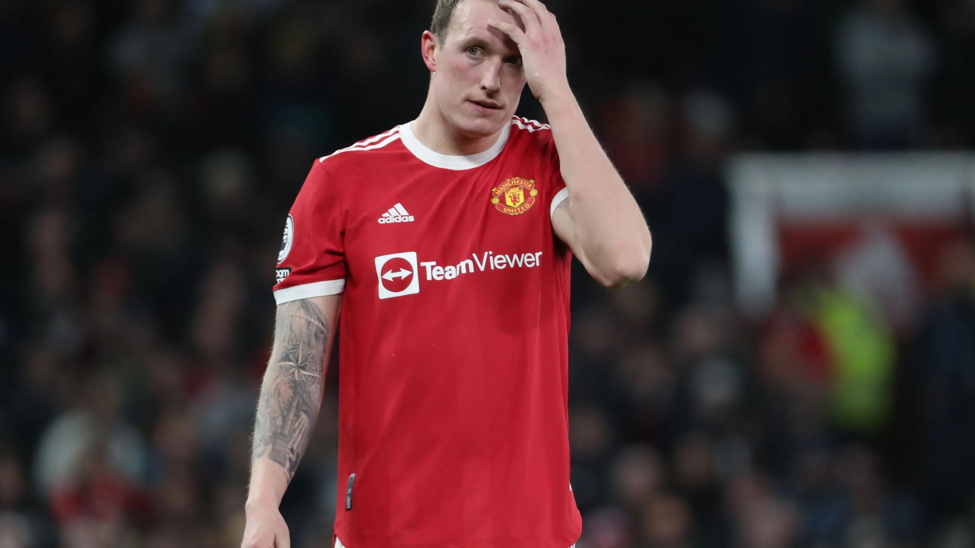 ‘No one cares’ – Phil Jones’ last message in players’ chat was brutally ignored
