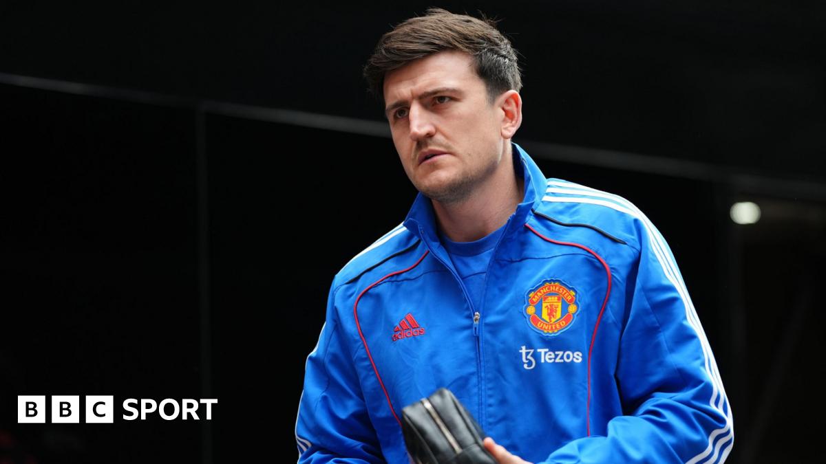Premier League LIVE: Brentford v Manchester United, Brighton vs Newcastle United & West Ham vs Tottenham – lie text, scores and updates