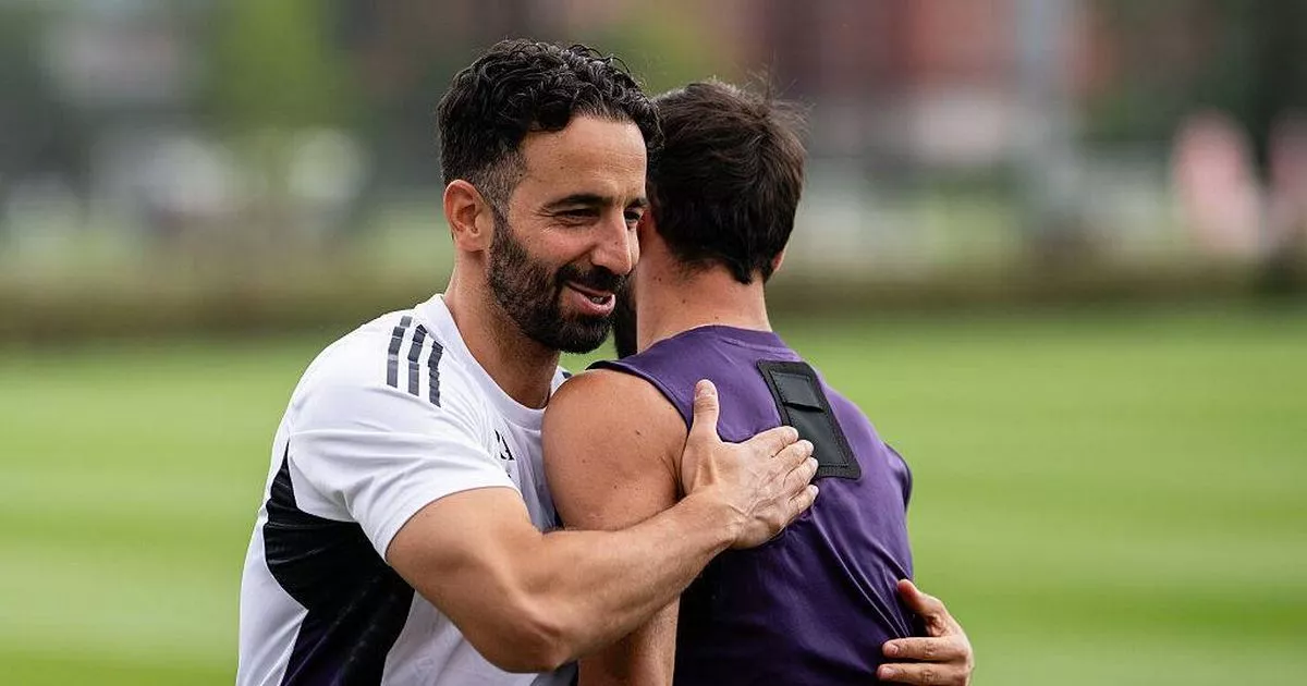 Man Utd on ‘red alert’ for star as Ruben Amorim eyes double transfer hijack