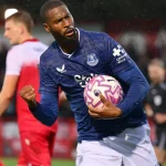 Beto makes classy Everton gesture as David Moyes offers future hint