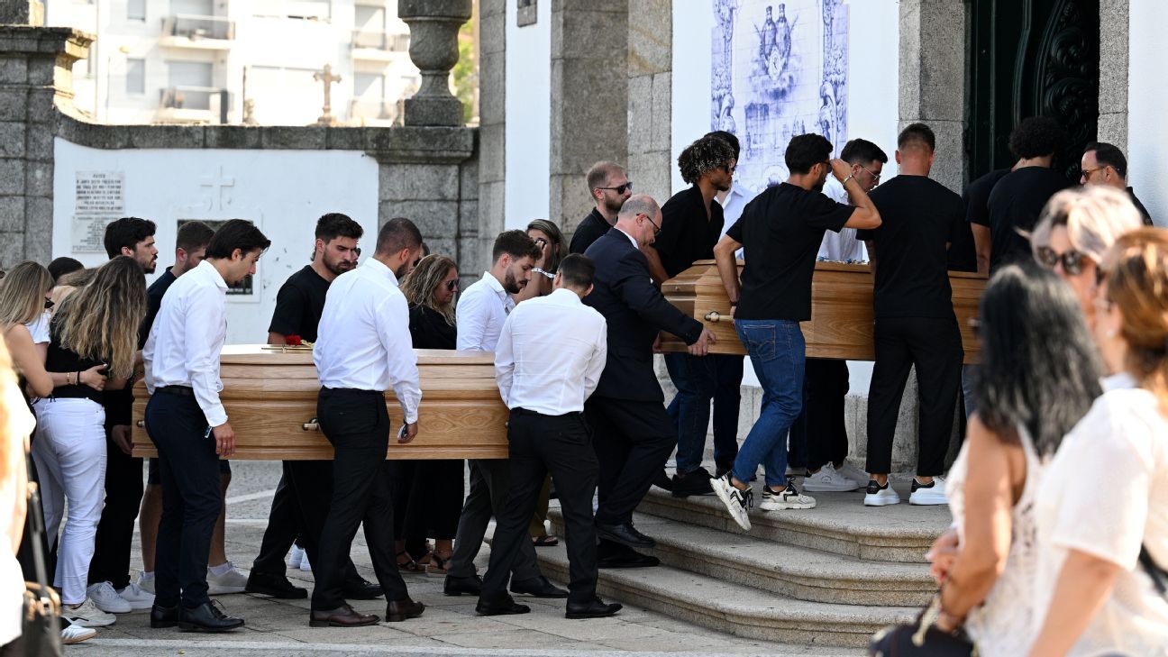 Jota funeral: Liverpool squad, family pay respects