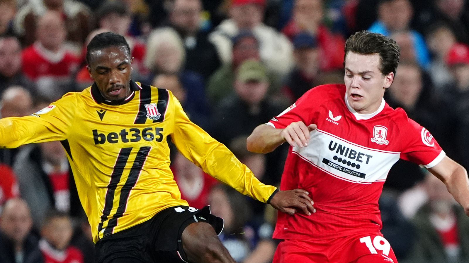 Middlesbrough 0-0 Stoke: Championsip leaders Boro held to goalless draw