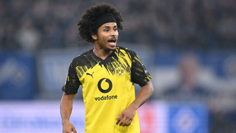 Transfer rumors, news: Adeyemi would prefer Arsenal move over Man United